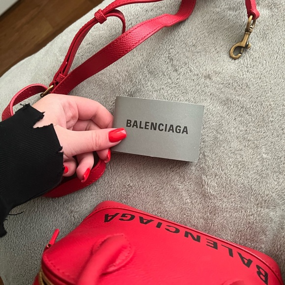 Balenciaga ville xxs in red - Picture 8 of 8
